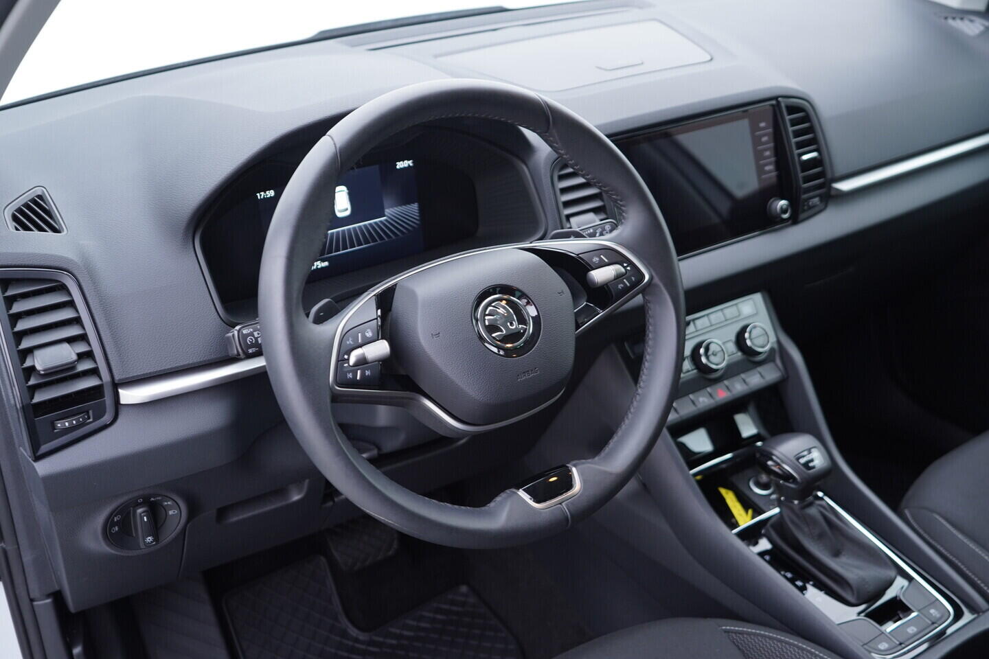 OV190V11289_22.webp_KAROQ Fresh II. 2.0 TDI 110 kW automat, DPH