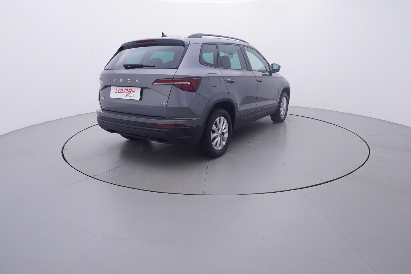 OV190V11290_14.webp_KAROQ Fresh II. 2.0 TDI 110 kW automat, DPH