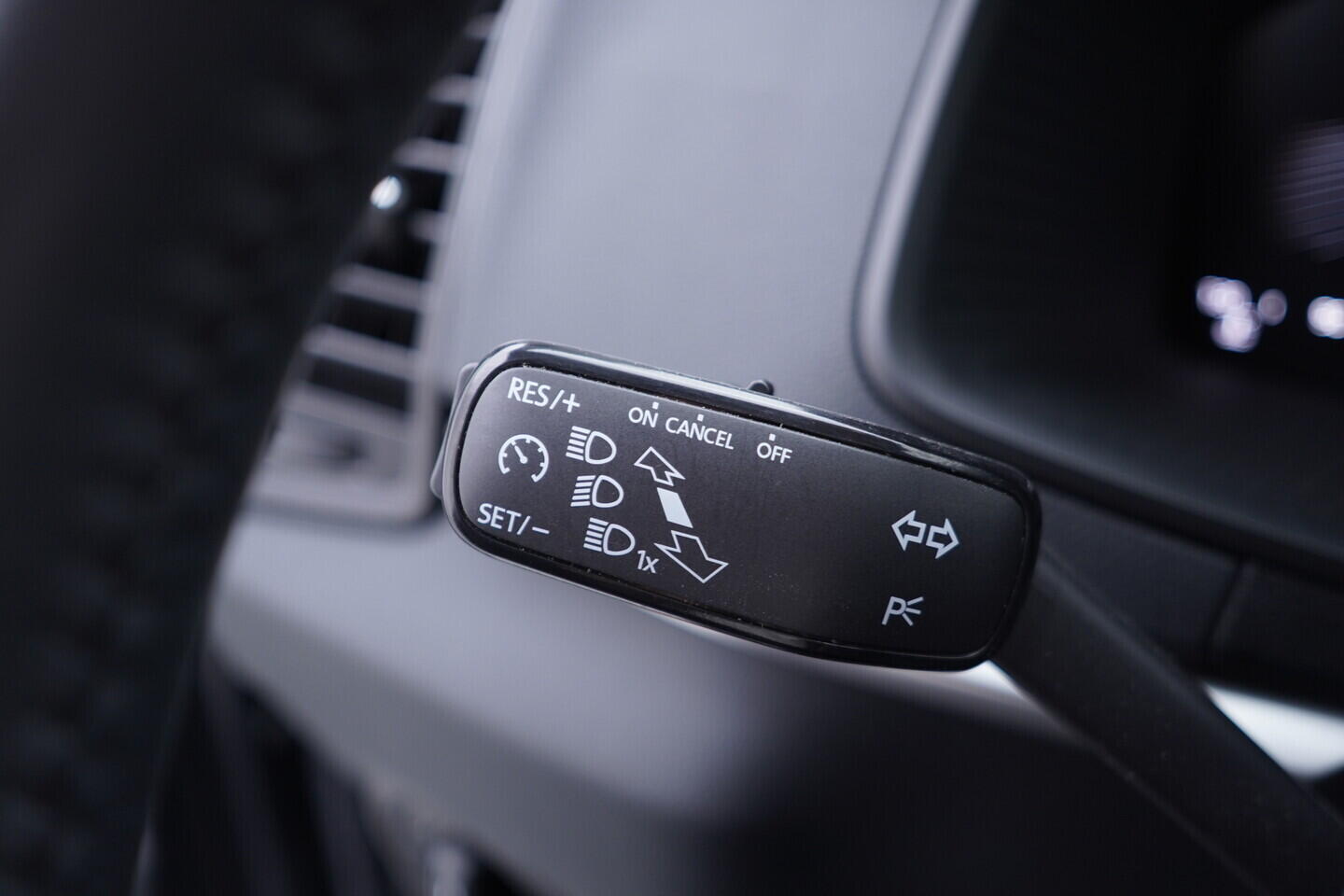 OV190V11290_24.webp_KAROQ Fresh II. 2.0 TDI 110 kW automat, DPH