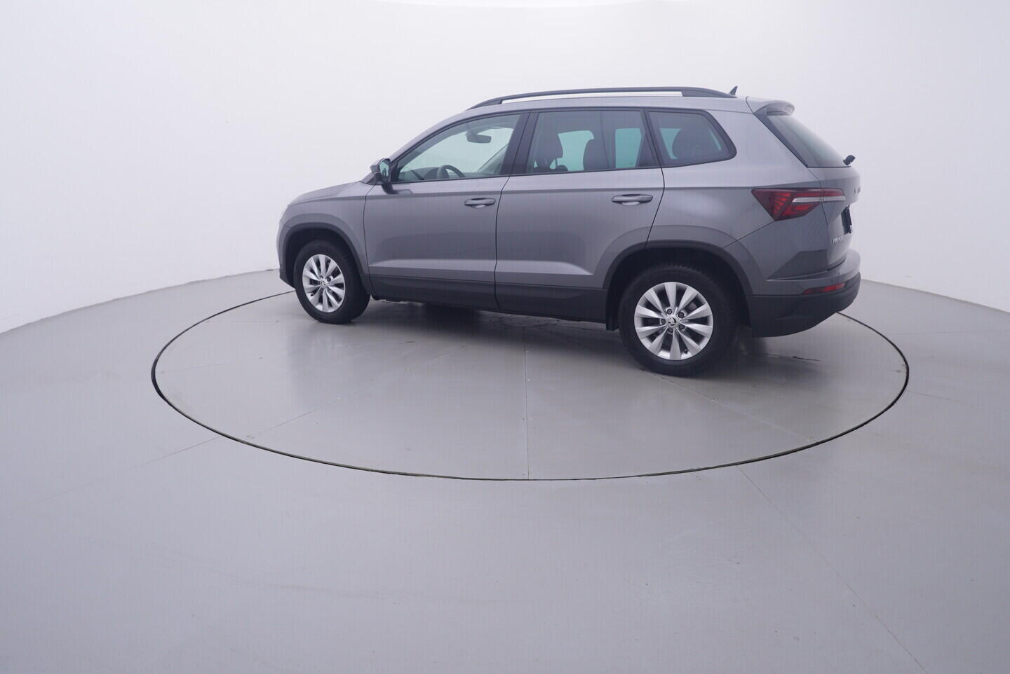 OV190V11291_12.webp_KAROQ Fresh II. 2.0 TDI 110 kW automat, DPH
