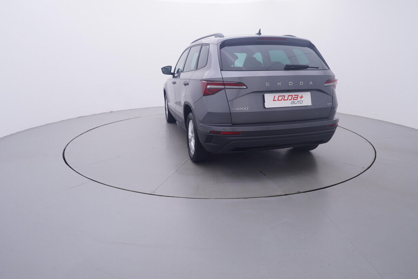 OV190V11291_13.webp_KAROQ Fresh II. 2.0 TDI 110 kW automat, DPH