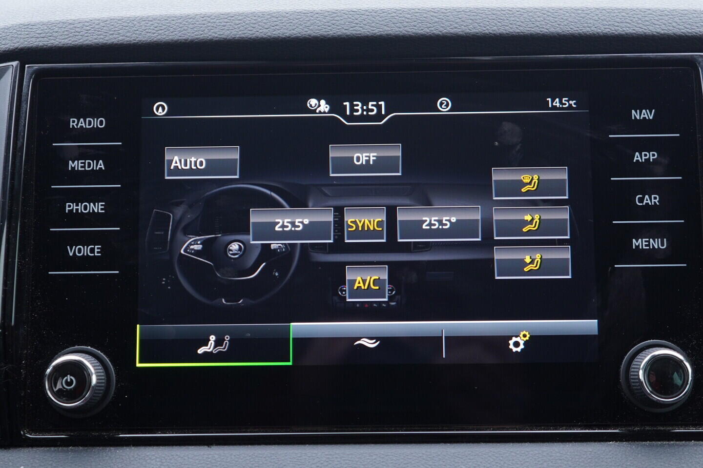 OV190V11291_31.webp_KAROQ Fresh II. 2.0 TDI 110 kW automat, DPH