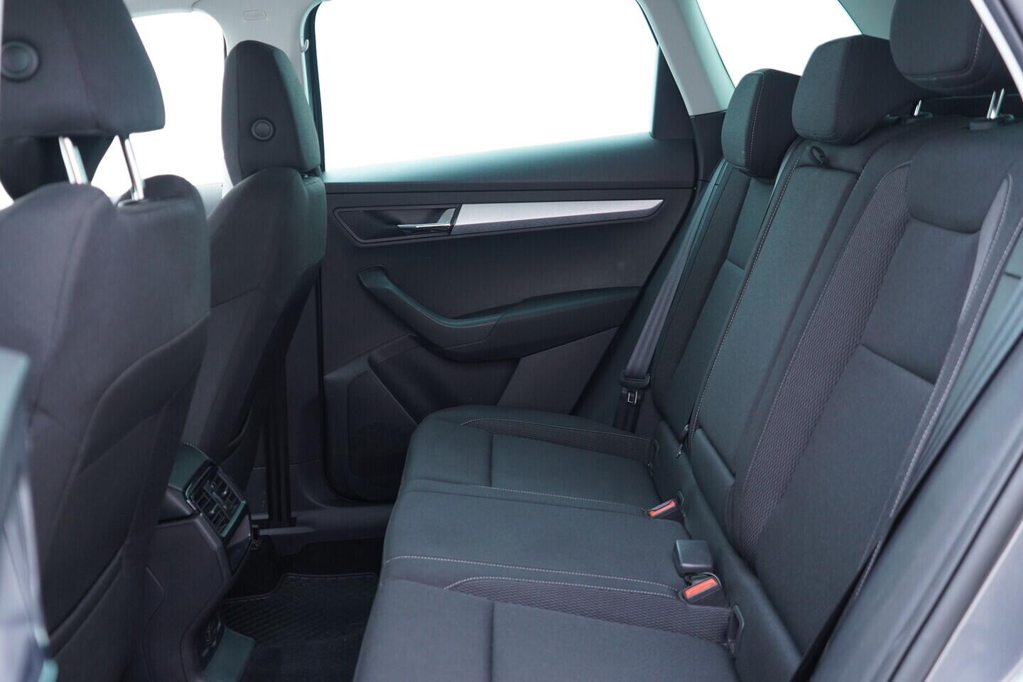 OV190V11291_35.webp_KAROQ Fresh II. 2.0 TDI 110 kW automat, DPH