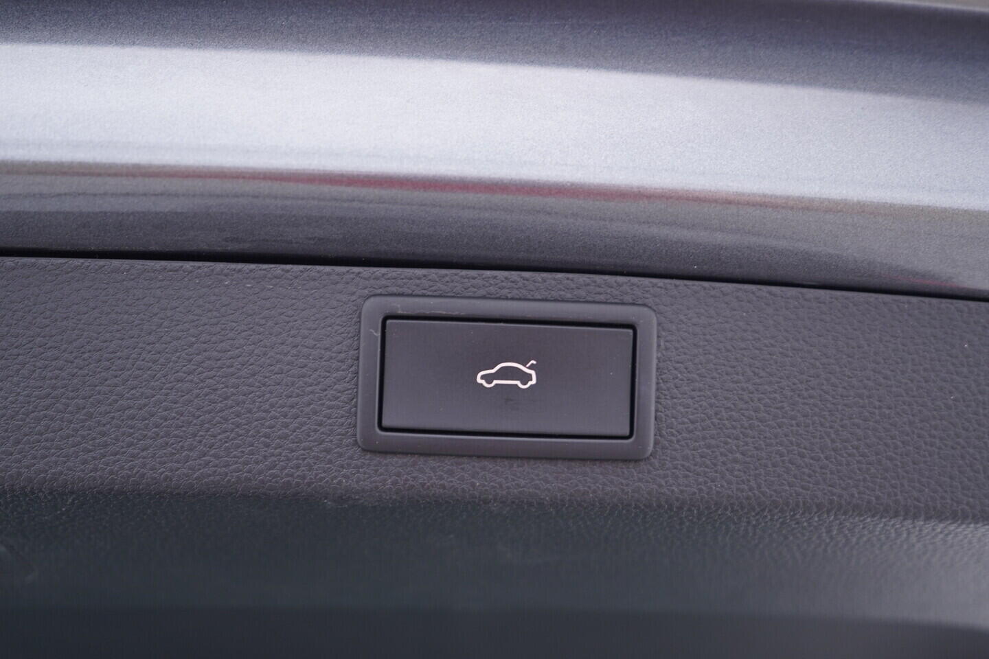 OV190V11291_36.webp_KAROQ Fresh II. 2.0 TDI 110 kW automat, DPH