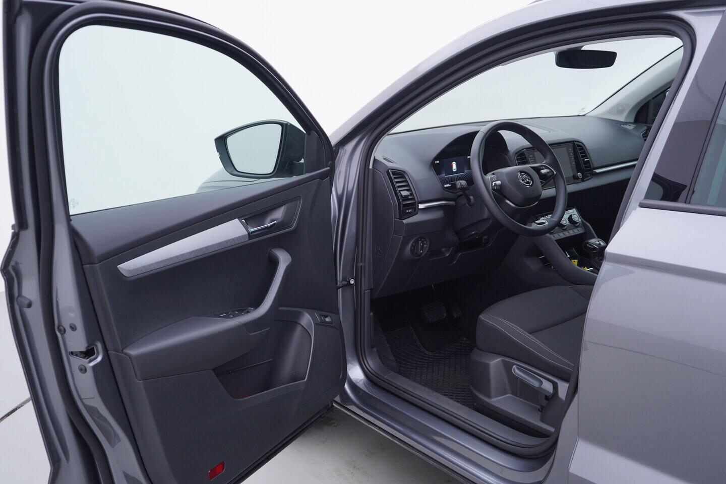 OV190V11292_18.webp_KAROQ Fresh II. 2.0 TDI 110 kW automat, DPH