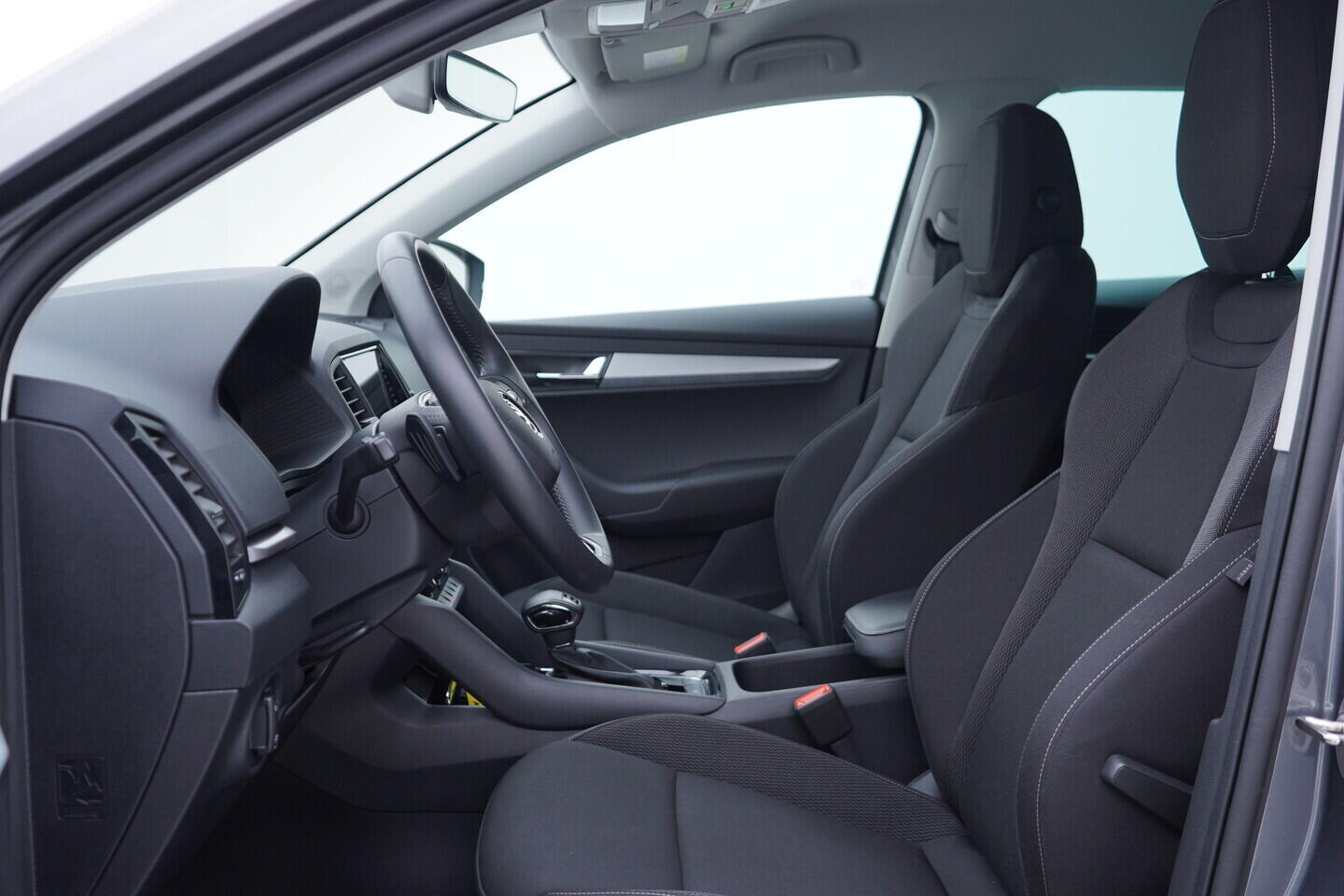 OV190V11292_23.webp_KAROQ Fresh II. 2.0 TDI 110 kW automat, DPH