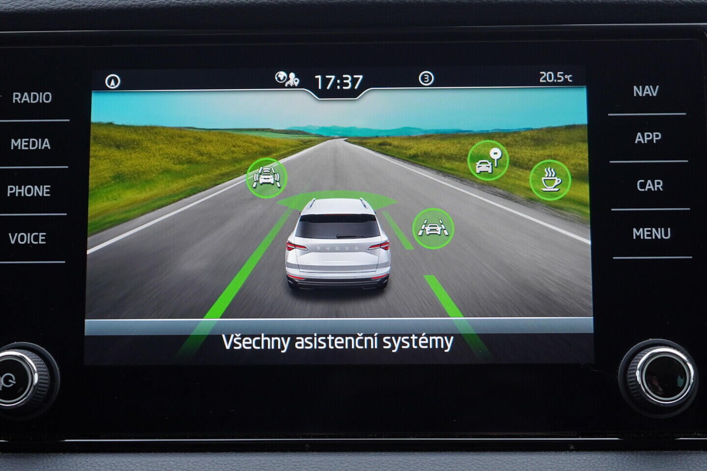 OV190V11292_29.webp_KAROQ Fresh II. 2.0 TDI 110 kW automat, DPH