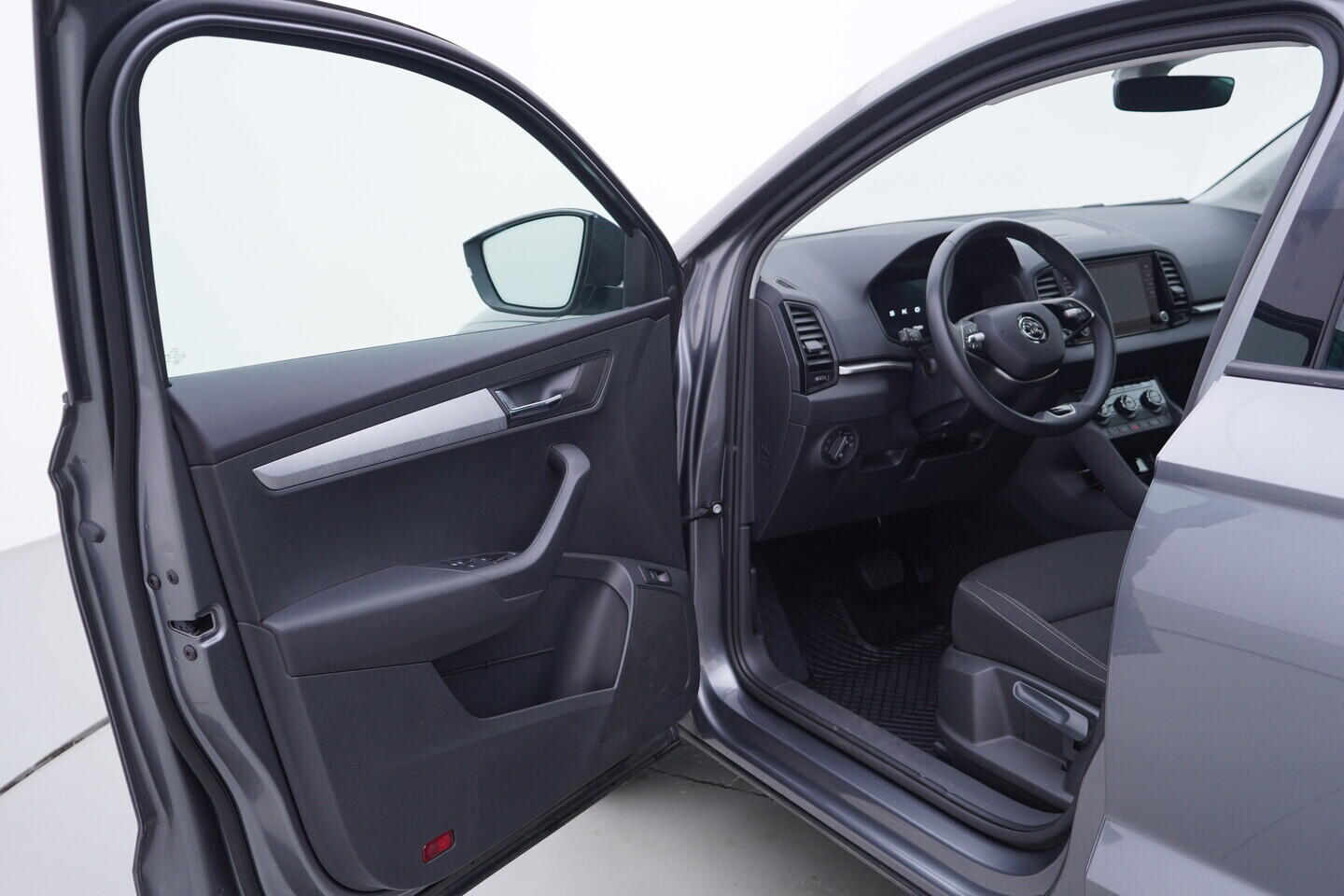 OV190V11293_18.webp_KAROQ Fresh II. 2.0 TDI 110 kW automat, DPH