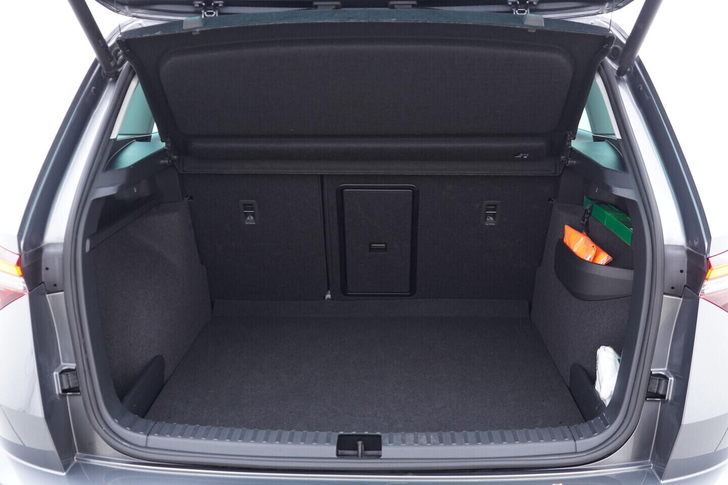 OV190V11293_38.webp_KAROQ Fresh II. 2.0 TDI 110 kW automat, DPH