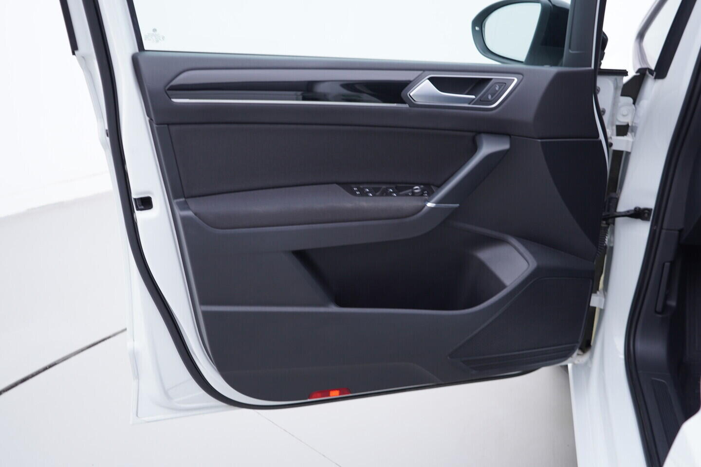 OV190V11300_19.webp_TOURAN Highline 2.0 TDI 110 kW automat, DPH