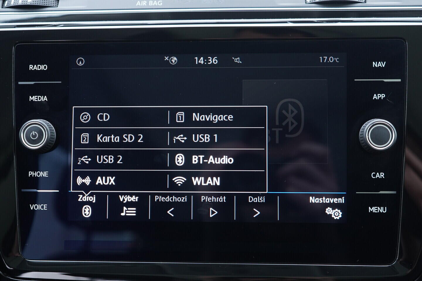 OV190V11300_30.webp_TOURAN Highline 2.0 TDI 110 kW automat, DPH