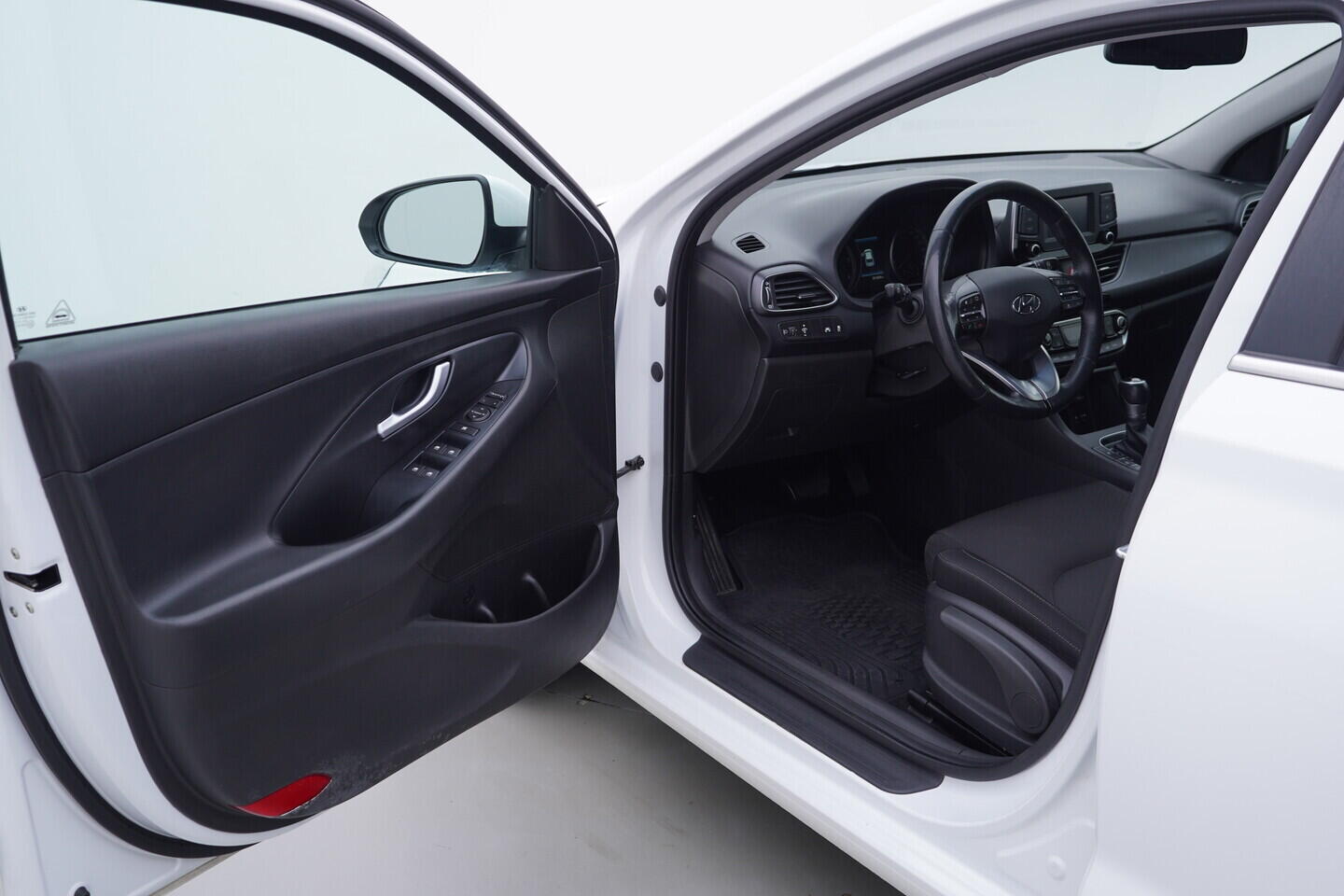OV190V11302_18.webp_I30 Style 1.6 CRDI 81 kW automat