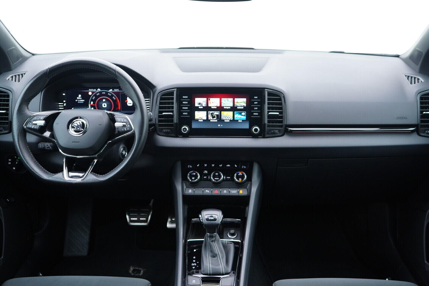 OV190V11309_28.webp_KAROQ SportLine 1.5 TSI 110 kW automat