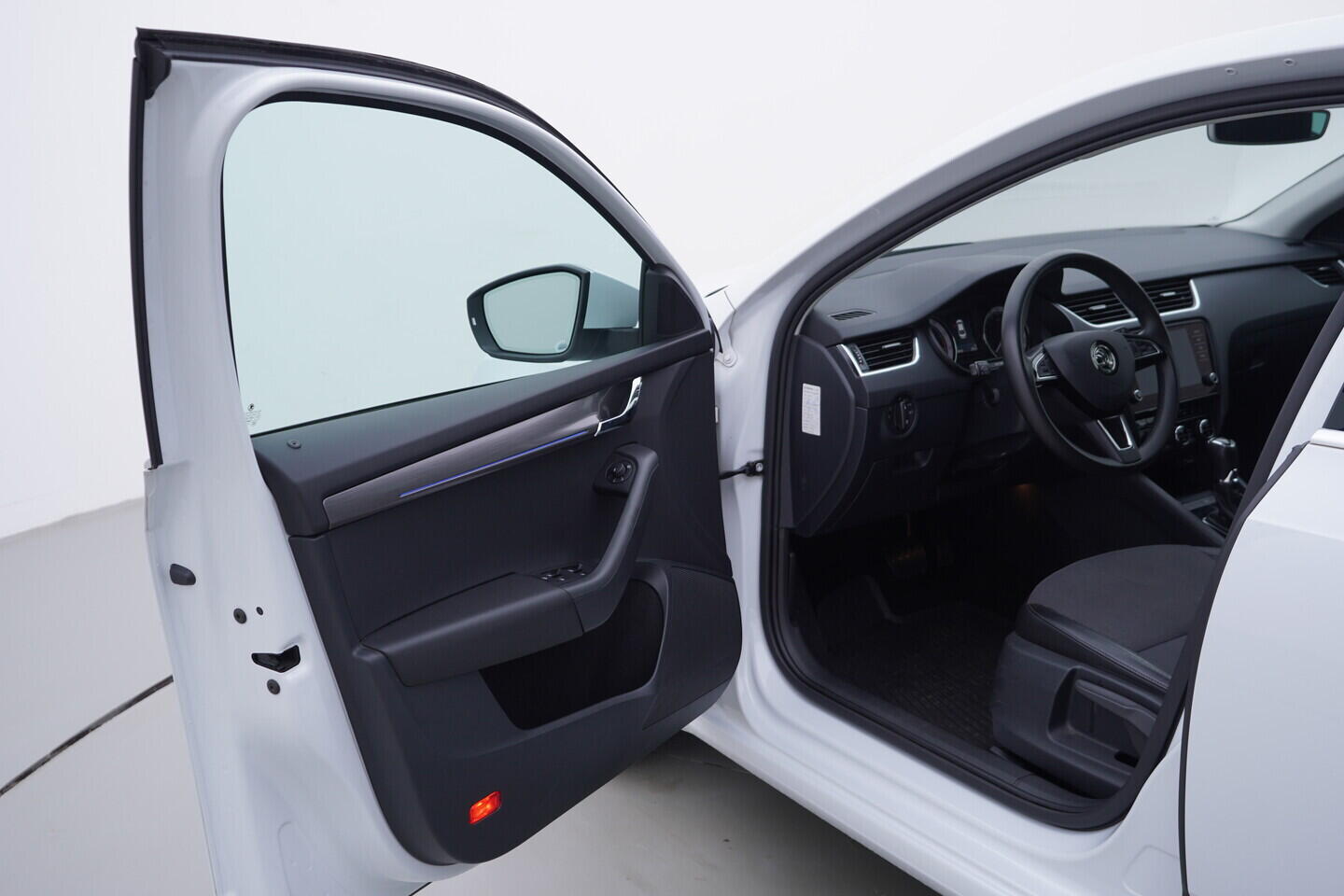 OV190V11313_18.webp_OCTAVIA Style 2.0 TSI 140 kW automat