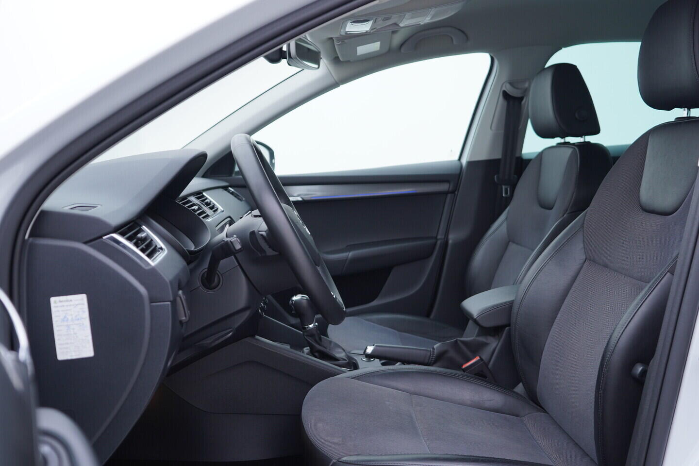OV190V11313_23.webp_OCTAVIA Style 2.0 TSI 140 kW automat