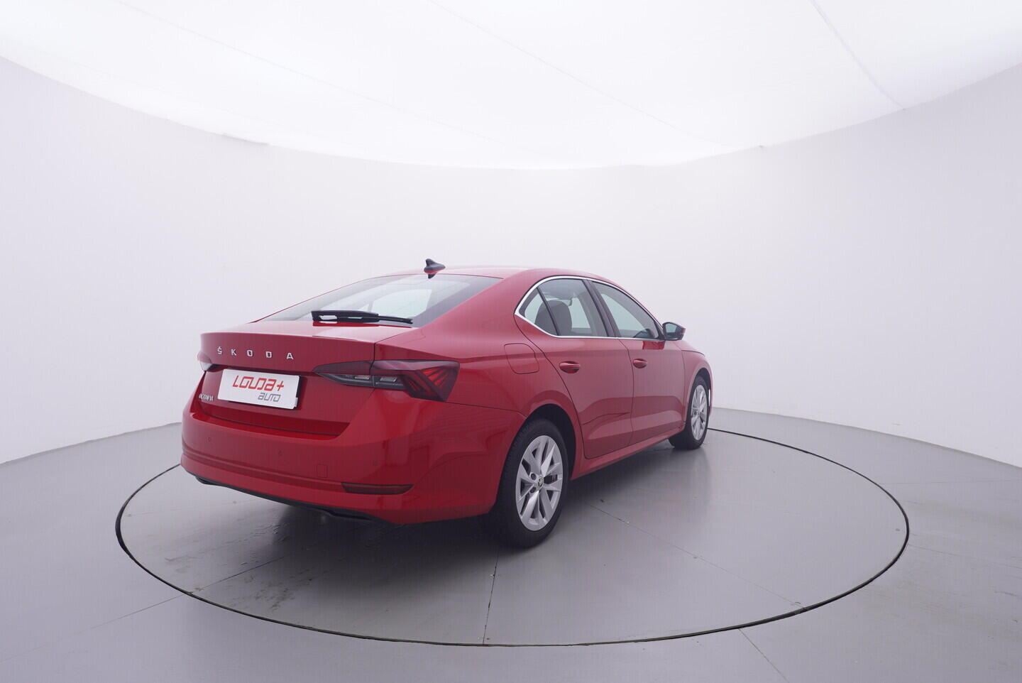 OV190V11315_14.webp_OCTAVIA Style 2.0 TDI 85 kW manuál, DPH