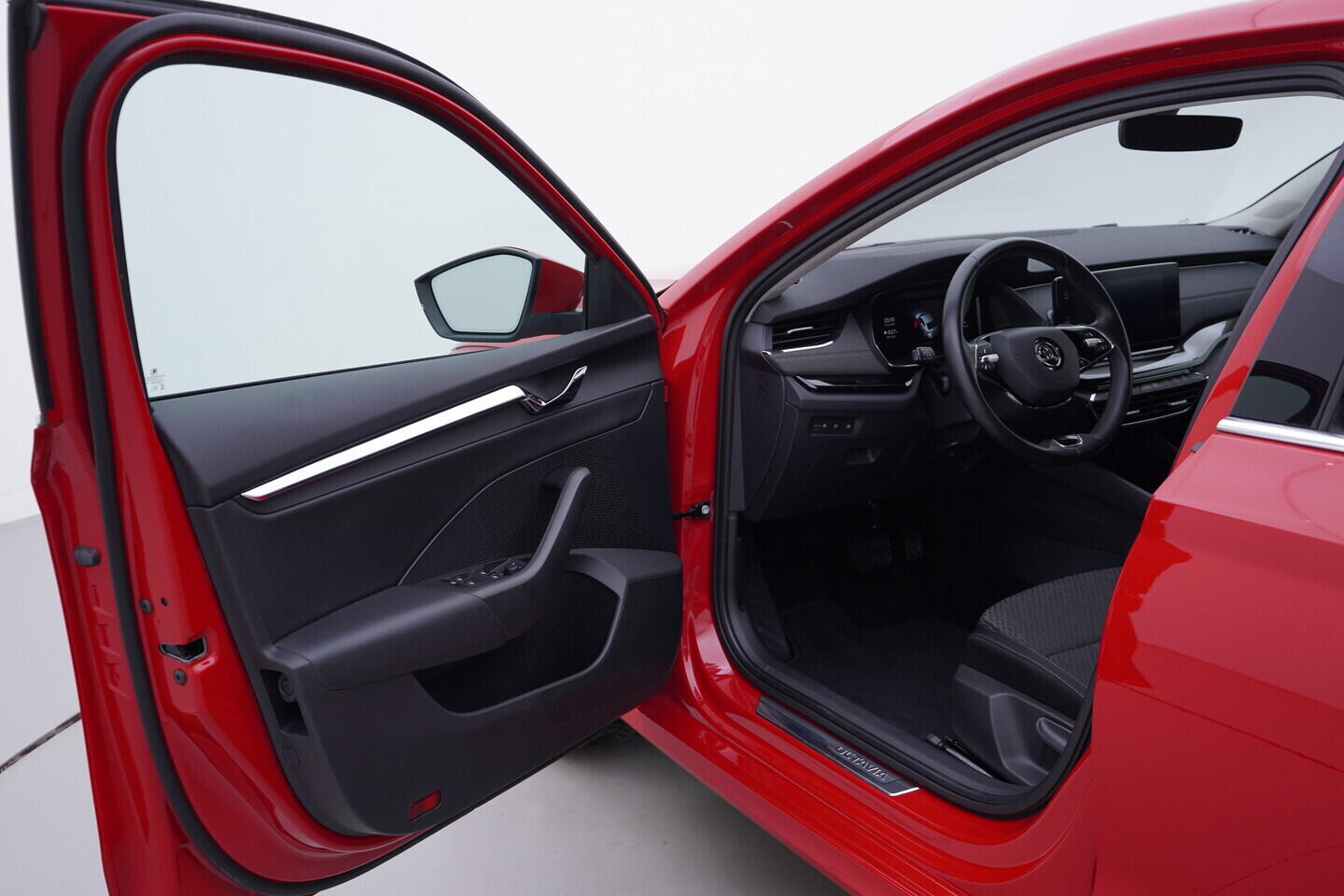 OV190V11317_18.webp_OCTAVIA Style 2.0 TDI 110 kW automat, DPH