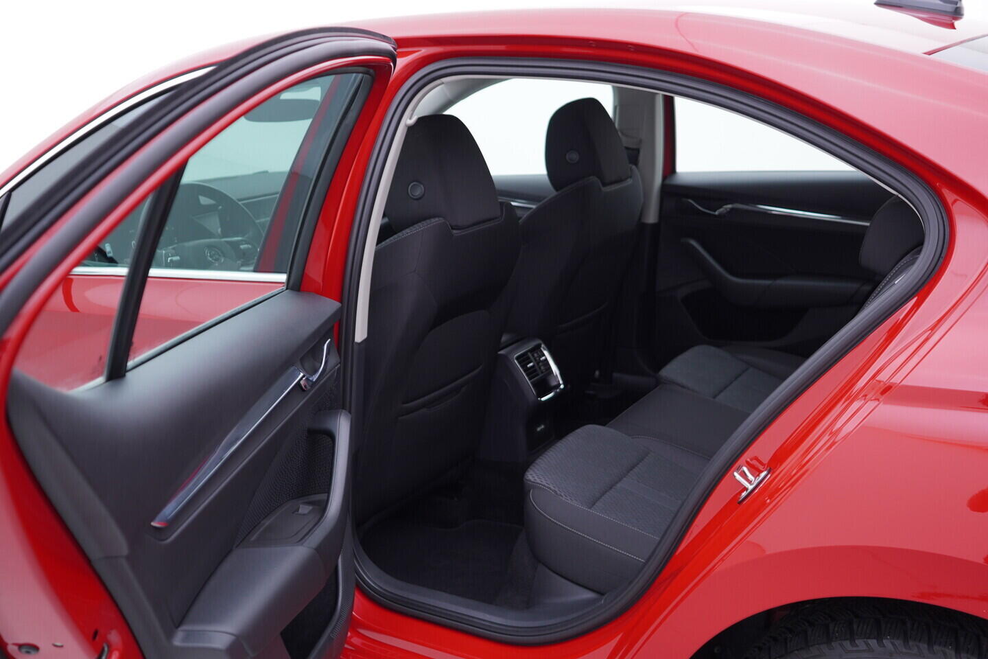 OV190V11317_33.webp_OCTAVIA Style 2.0 TDI 110 kW automat, DPH