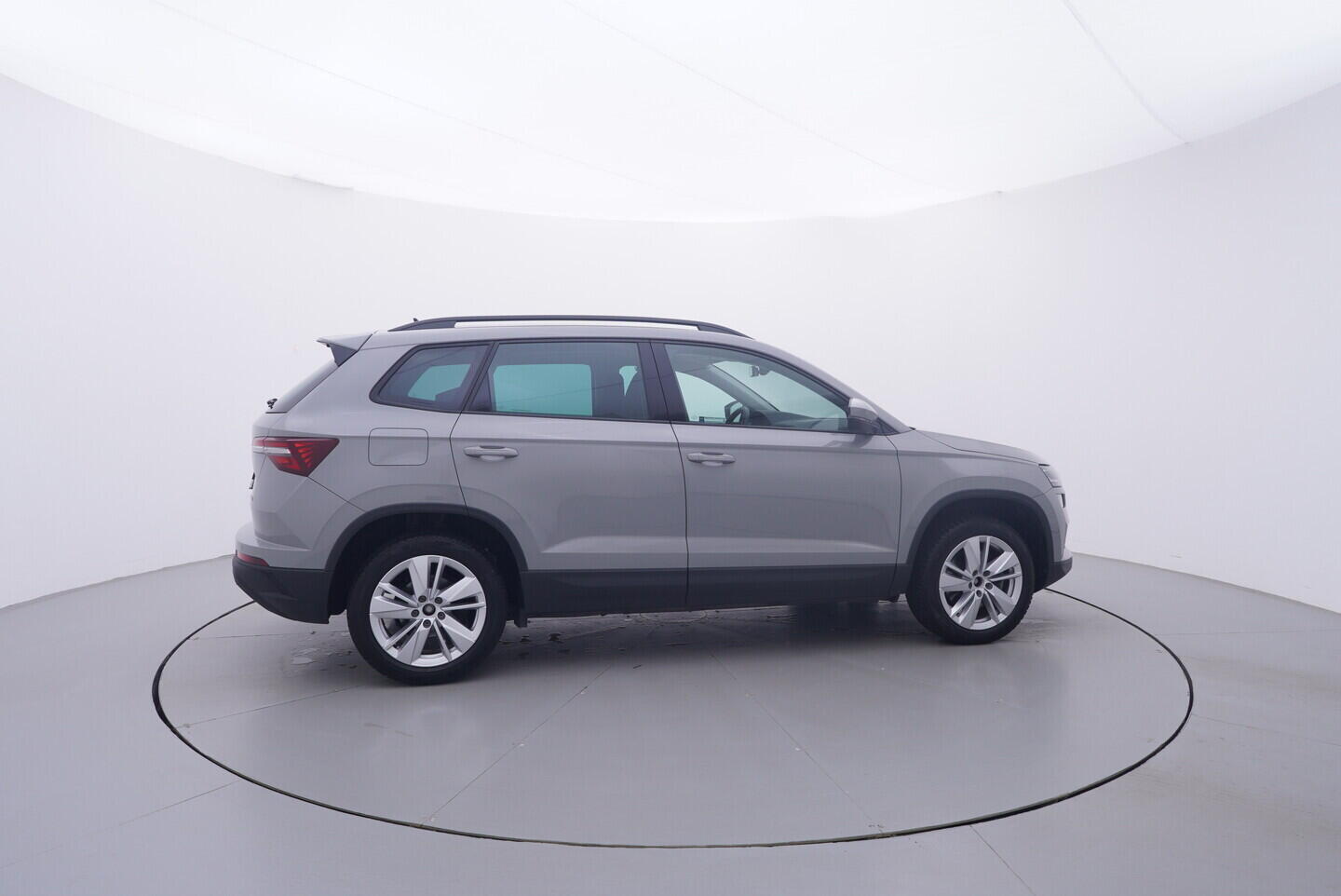 OV190V11318_15.webp_KAROQ Style 2.0 TDI 110 kW automat, DPH