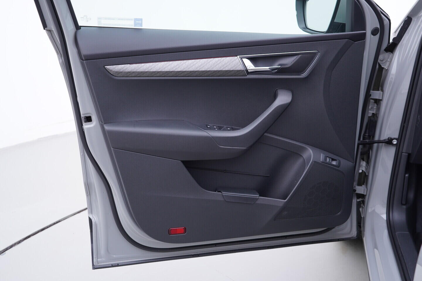 OV190V11318_19.webp_KAROQ Style 2.0 TDI 110 kW automat, DPH