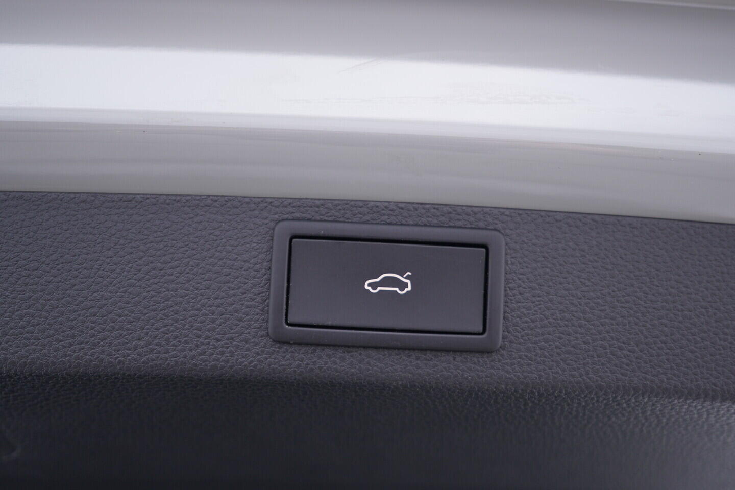 OV190V11318_38.webp_KAROQ Style 2.0 TDI 110 kW automat, DPH
