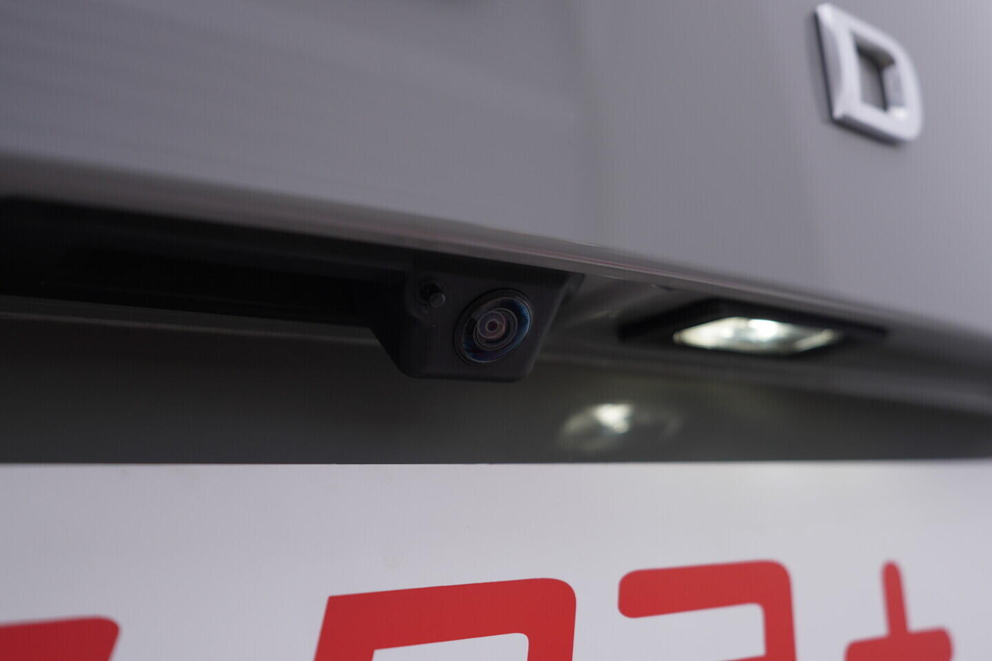 OV190V11318_42.webp_KAROQ Style 2.0 TDI 110 kW automat, DPH