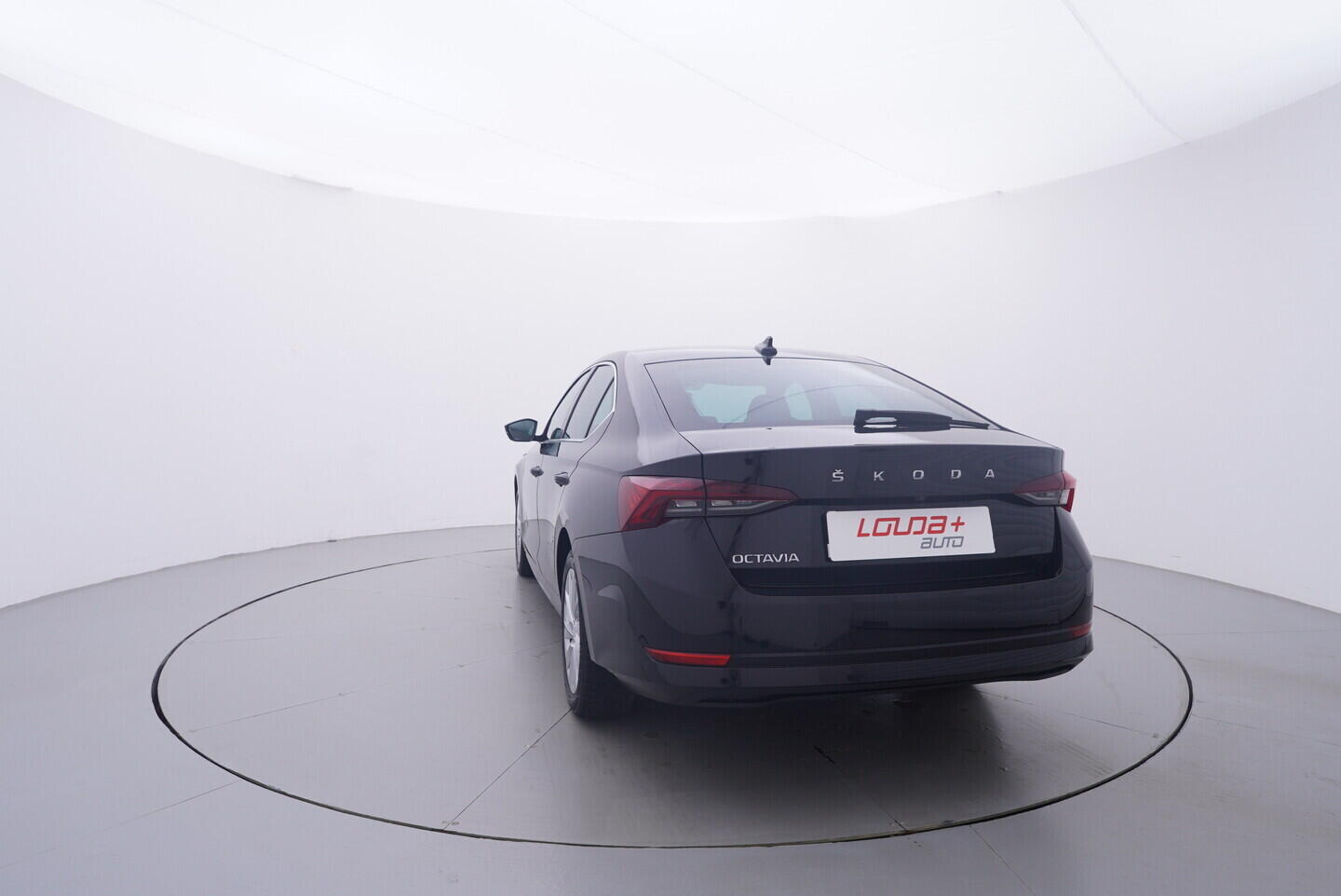 OV190V11320_13.webp_OCTAVIA Style 2.0 TDI 85 kW automat, DPH