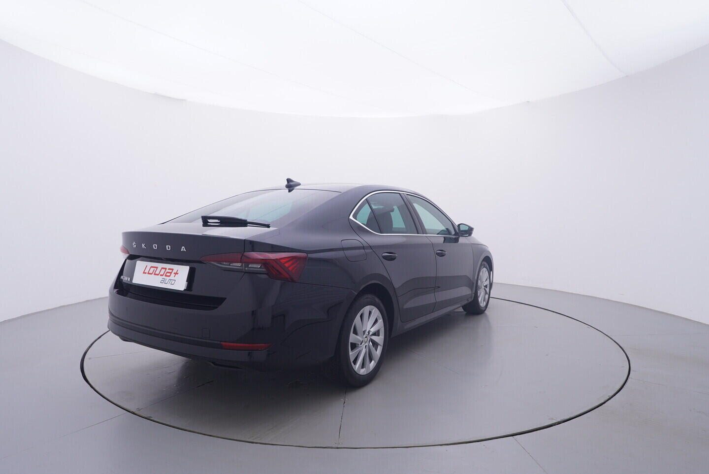 OV190V11320_14.webp_OCTAVIA Style 2.0 TDI 85 kW automat, DPH