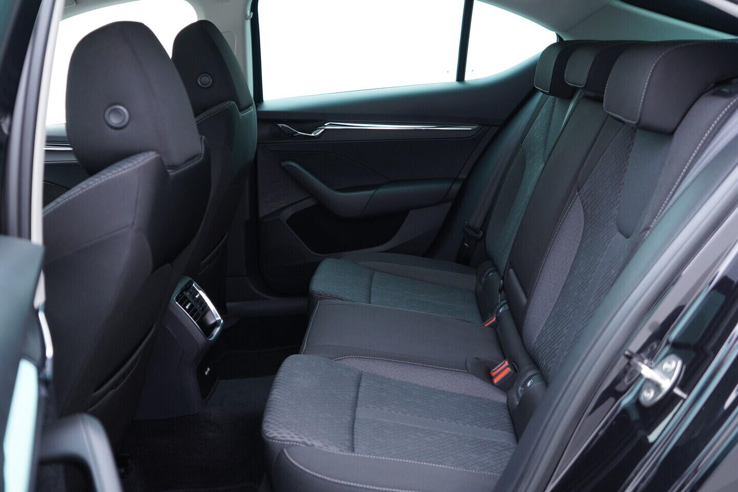 OV190V11320_36.webp_OCTAVIA Style 2.0 TDI 85 kW automat, DPH