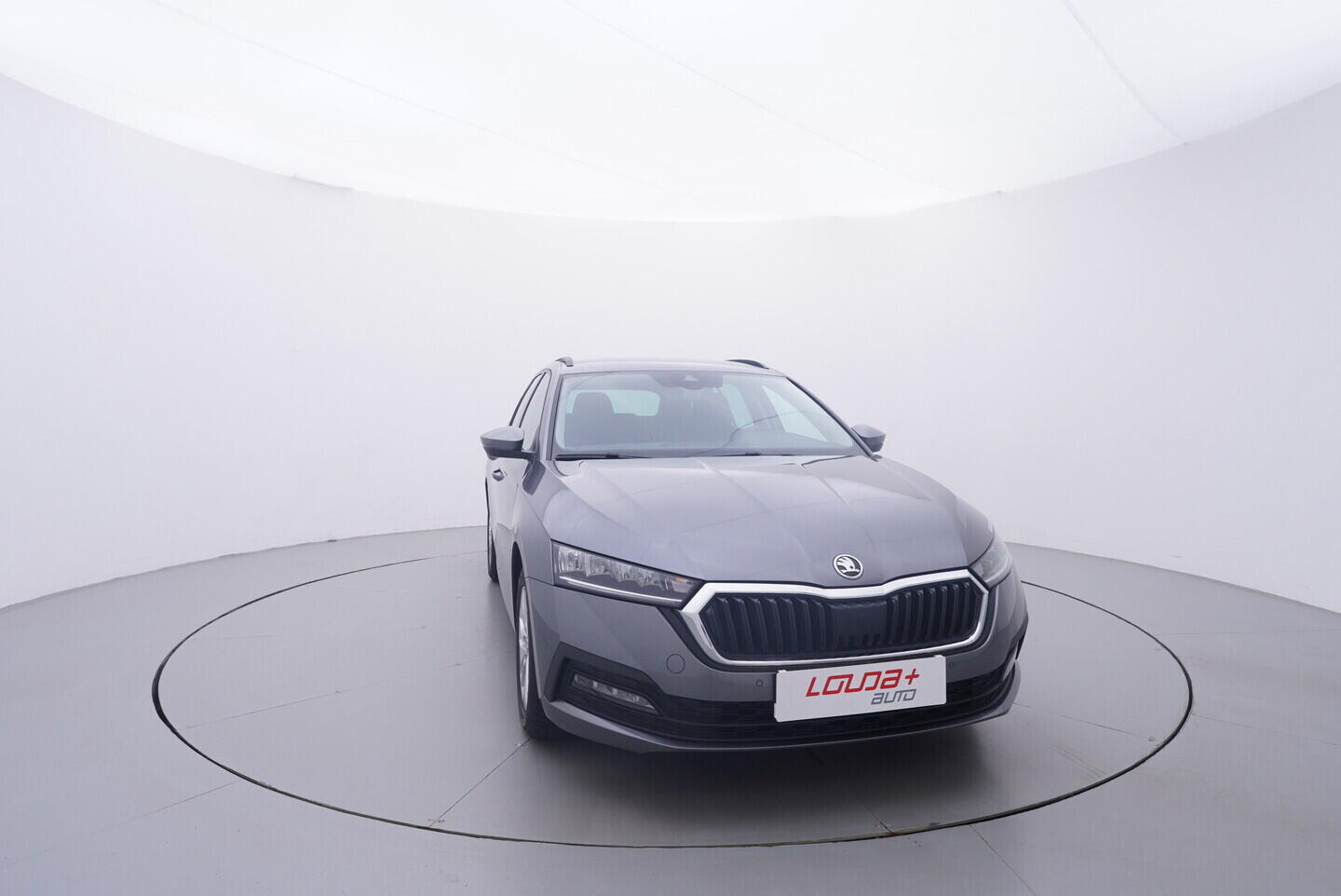 OV190V11321_17.webp_OCTAVIA Ambition 2.0 TDI 85 kW manuál, DPH