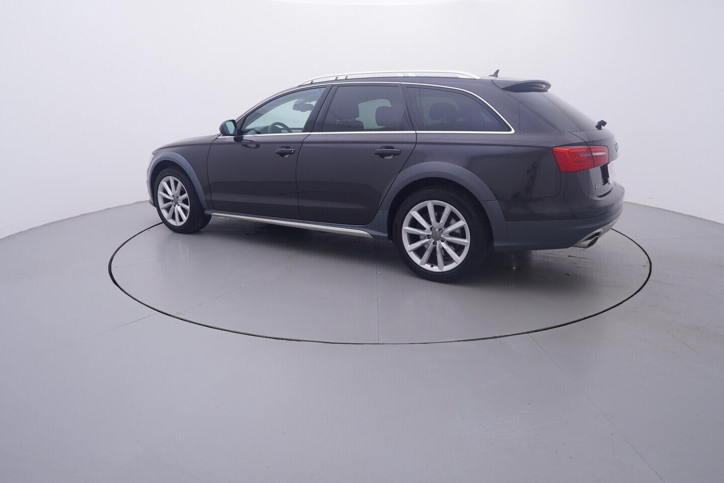 OV190V11323_12.webp_A6 ALLROAD QUATTRO  3.0 TDI 180 kW automat