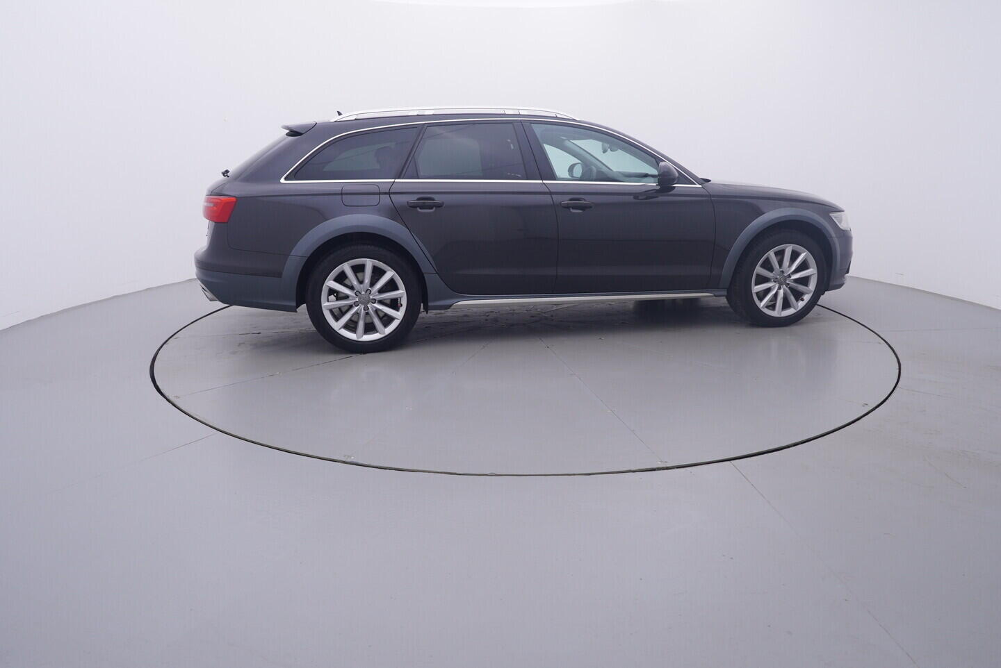 OV190V11323_15.webp_A6 ALLROAD QUATTRO  3.0 TDI 180 kW automat