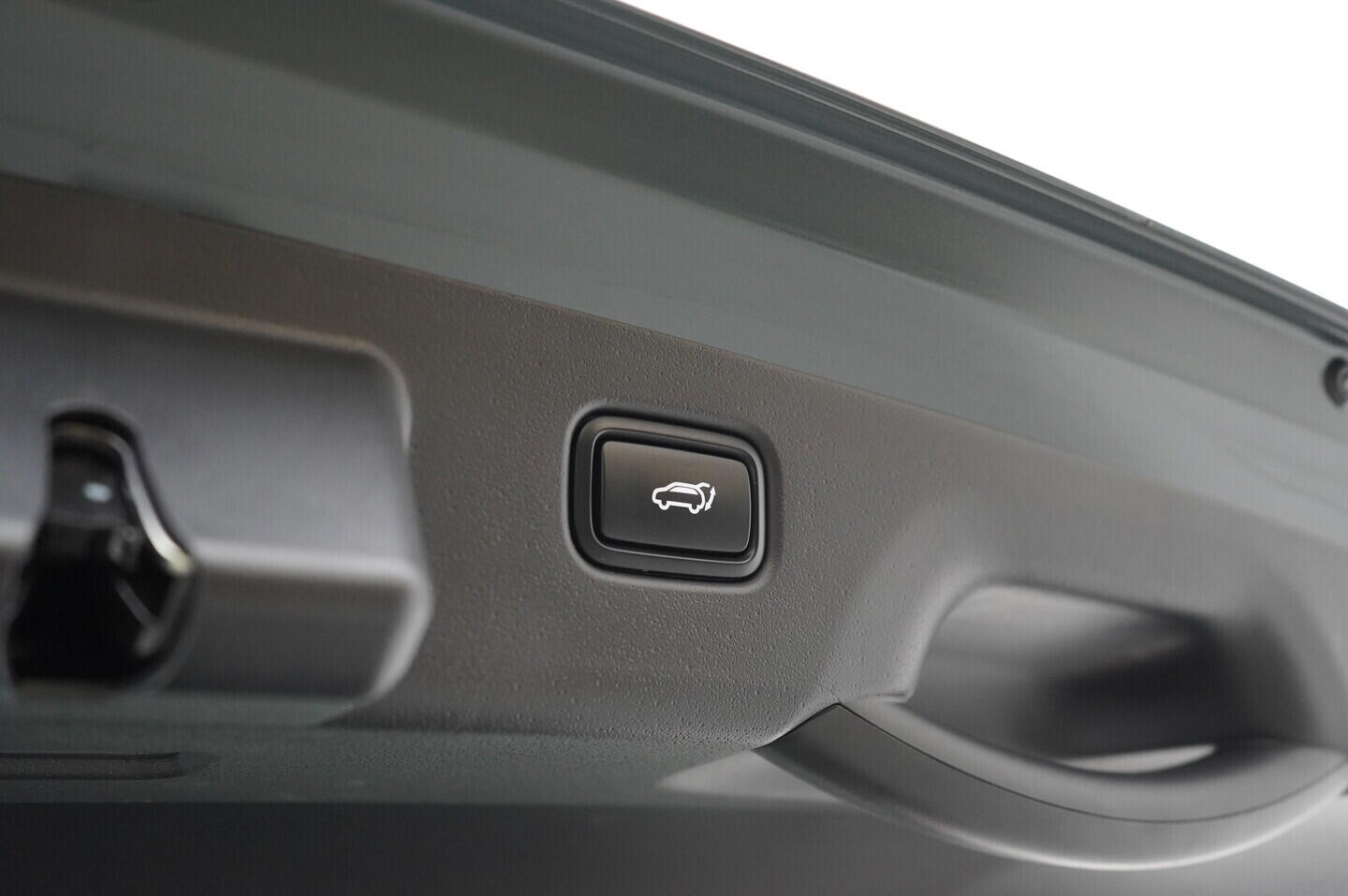 OV190V11324_34.webp_NIRO Premium 1.6 hybrid 77 kW automat