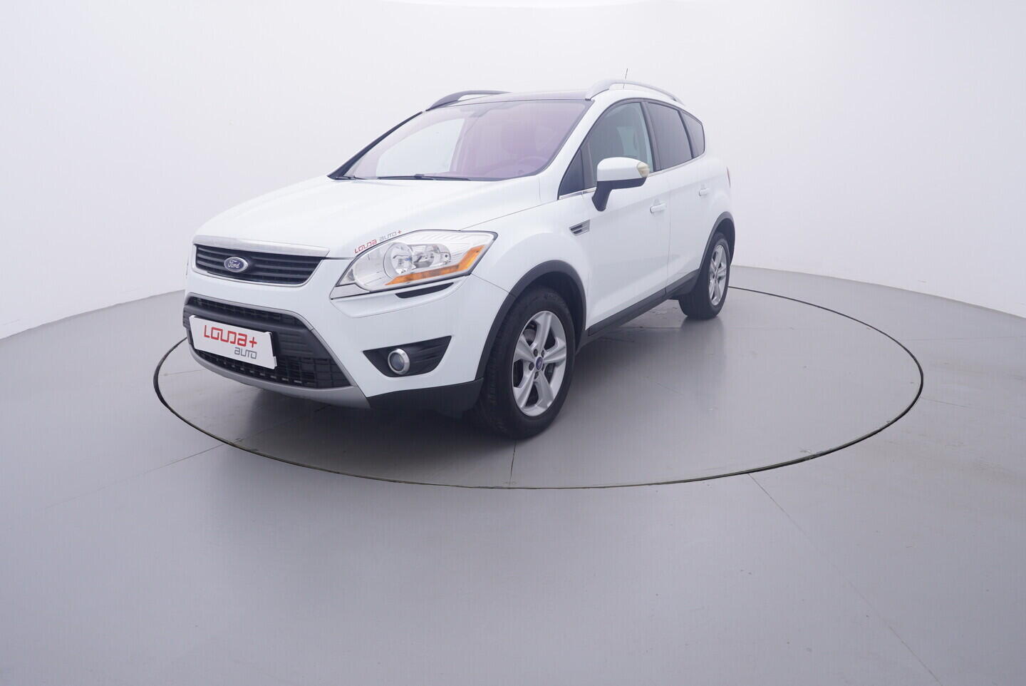 OV190V11330_14.webp_KUGA  2.0 TDCi 110 kW manuál