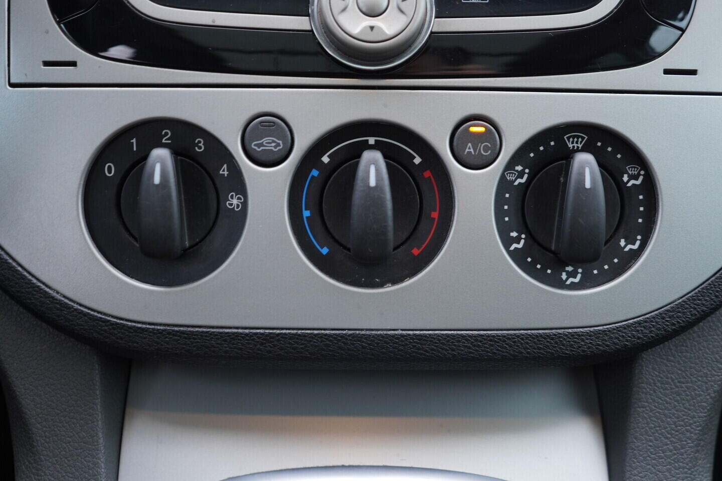 OV190V11330_30.webp_KUGA  2.0 TDCi 110 kW manuál