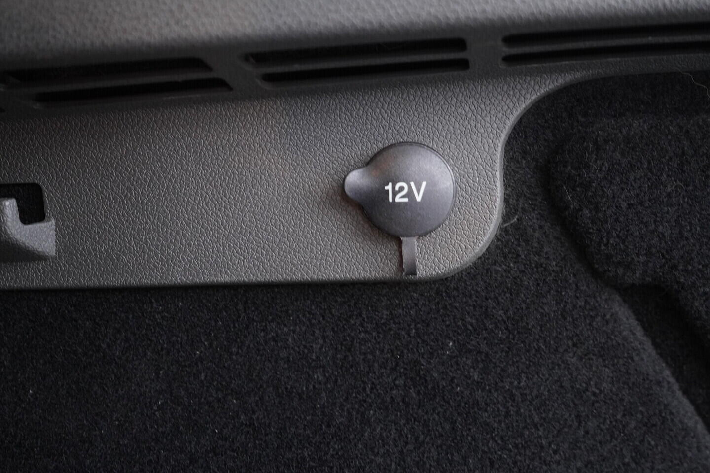 OV190V11330_35.webp_KUGA  2.0 TDCi 110 kW manuál