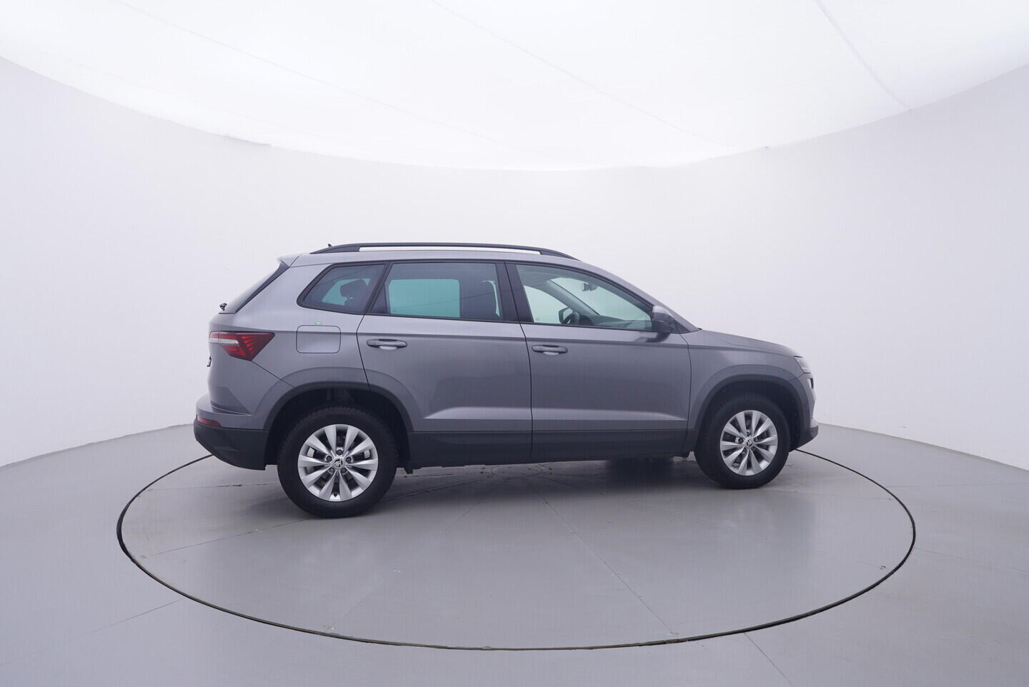 OV190V11333_15.webp_KAROQ Fresh II. 1.5 TSI 110 kW manuál, DPH