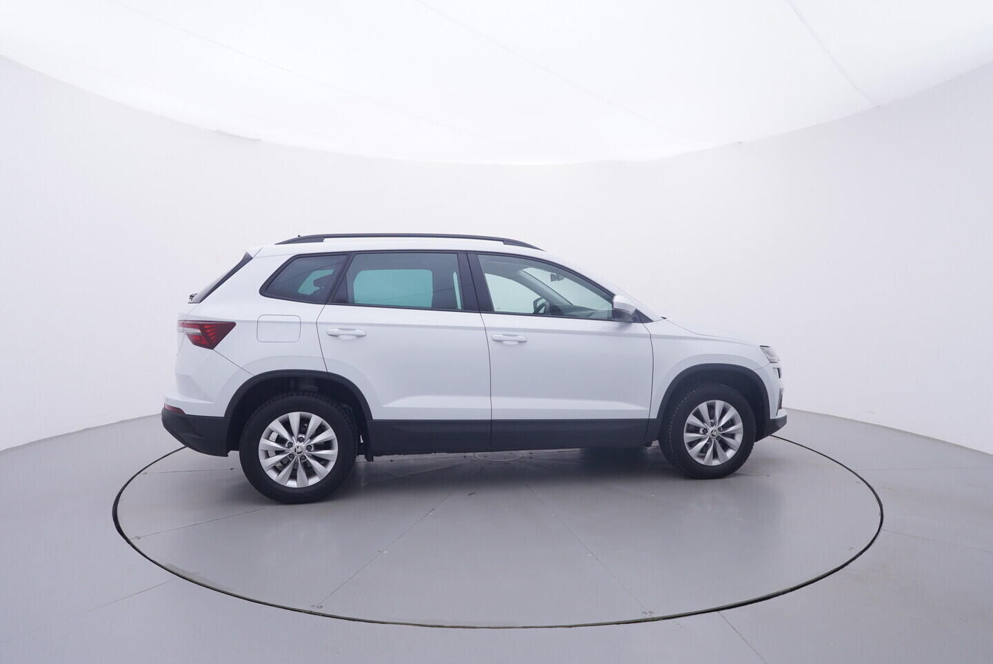 OV190V11334_15.webp_KAROQ Fresh II. 1.5 TSI 110 kW manuál, DPH