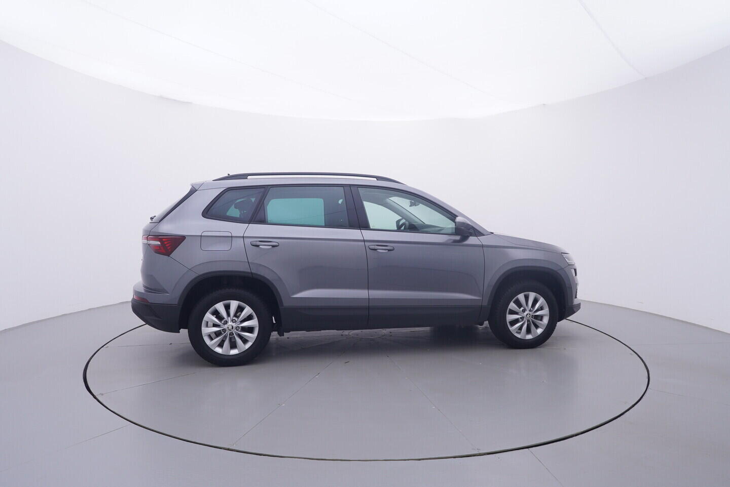 OV190V11335_15.webp_KAROQ Fresh II. 1.5 TSI 110 kW manuál, DPH