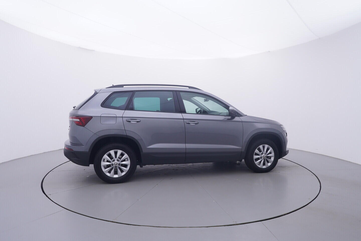 OV190V11350_15.webp_KAROQ Fresh II. 1.5 TSI 110 kW manuál, DPH