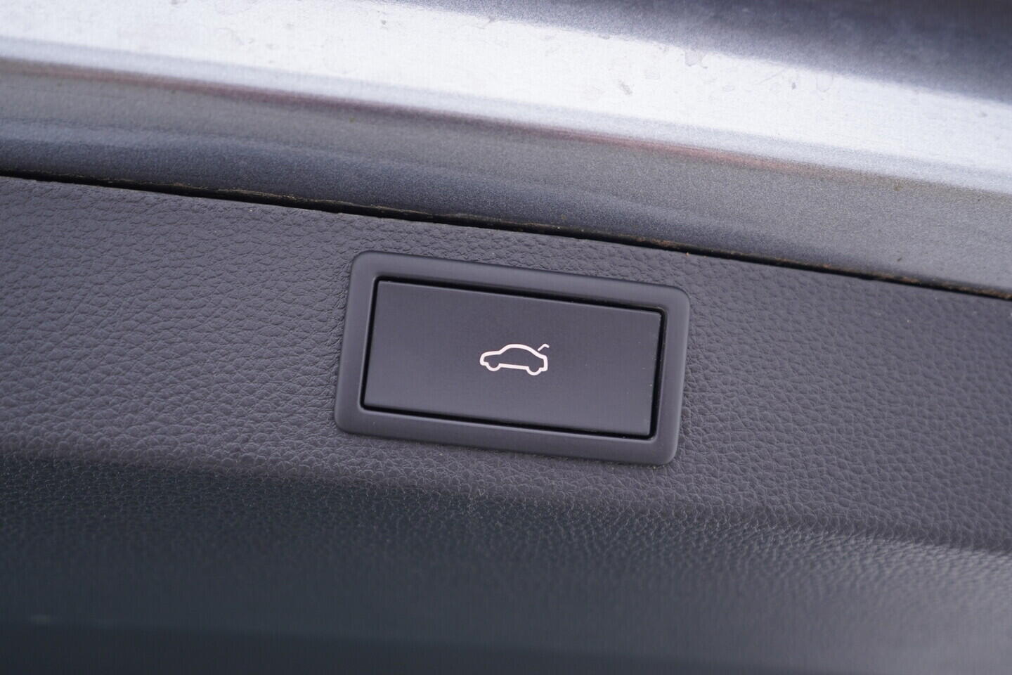 OV190V11350_37.webp_KAROQ Fresh II. 1.5 TSI 110 kW manuál, DPH