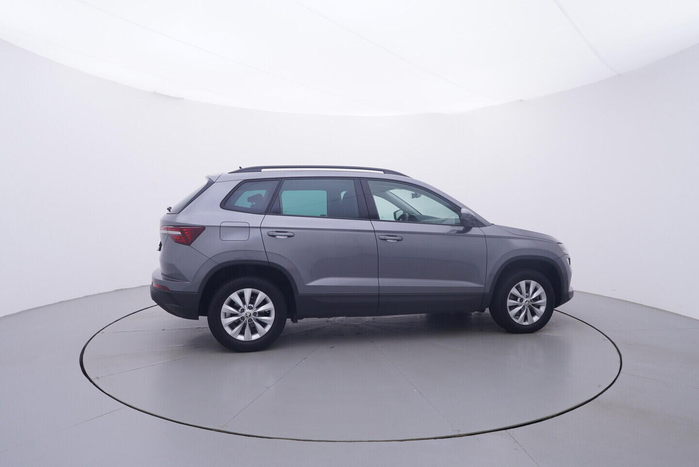 OV190V11353_15.webp_KAROQ Fresh II. 1.5 TSI 110 kW manuál, DPH