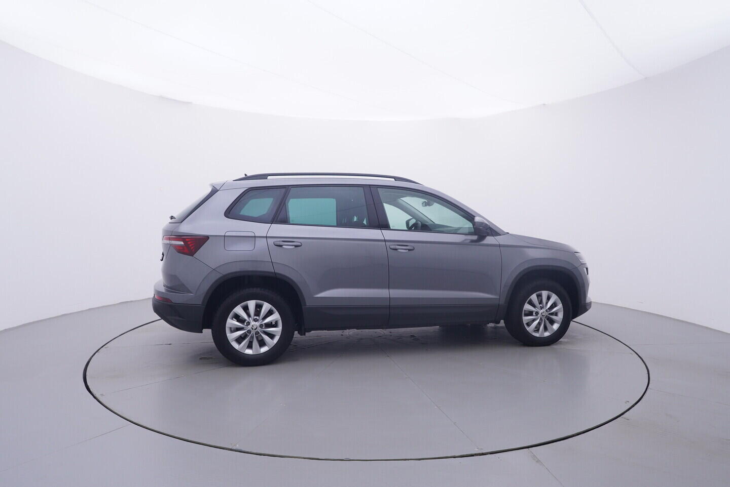 OV190V11363_15.webp_KAROQ Fresh II. 1.5 TSI 110 kW manuál, DPH