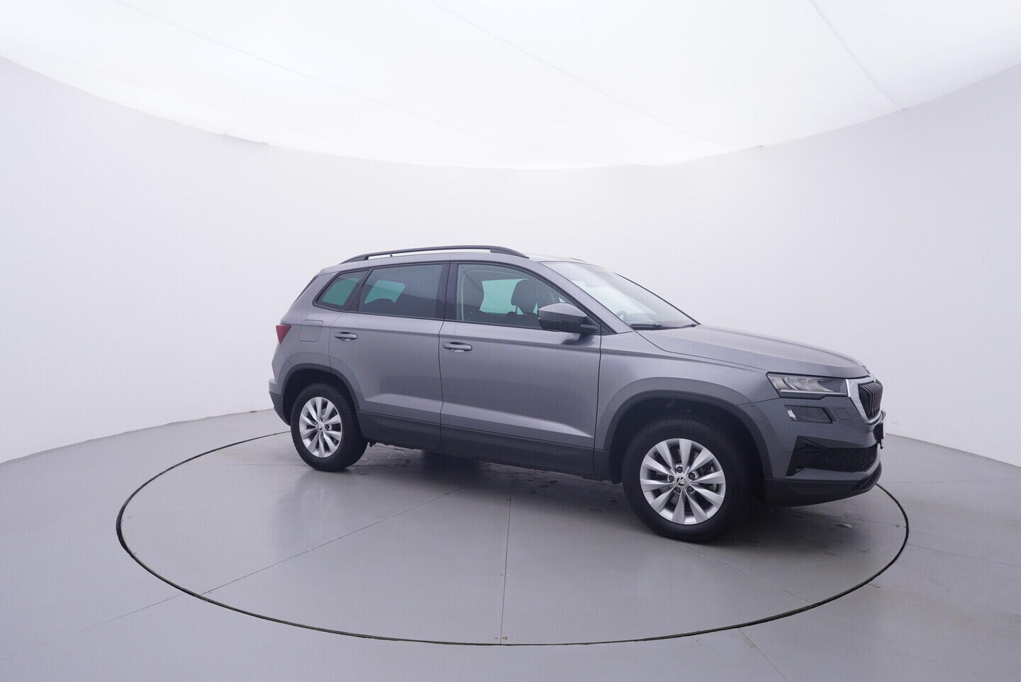 OV190V11363_16.webp_KAROQ Fresh II. 1.5 TSI 110 kW manuál, DPH