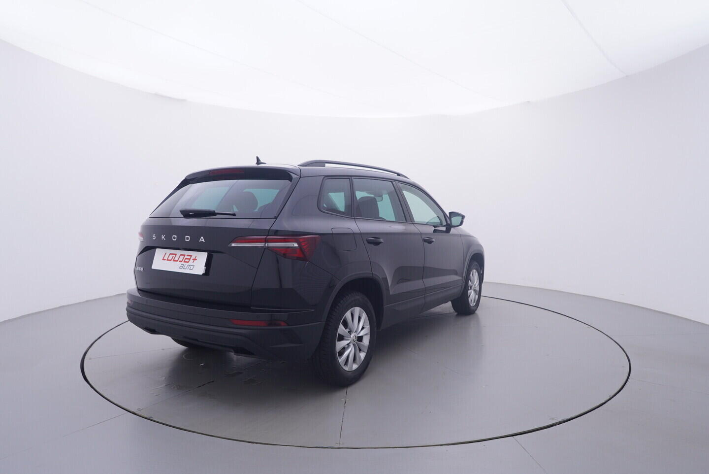 OV190V11368_14.webp_KAROQ Fresh II. 1.5 TSI 110 kW manuál, DPH