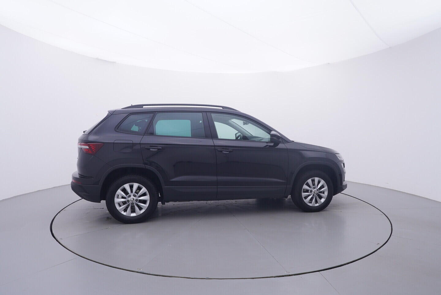OV190V11368_15.webp_KAROQ Fresh II. 1.5 TSI 110 kW manuál, DPH