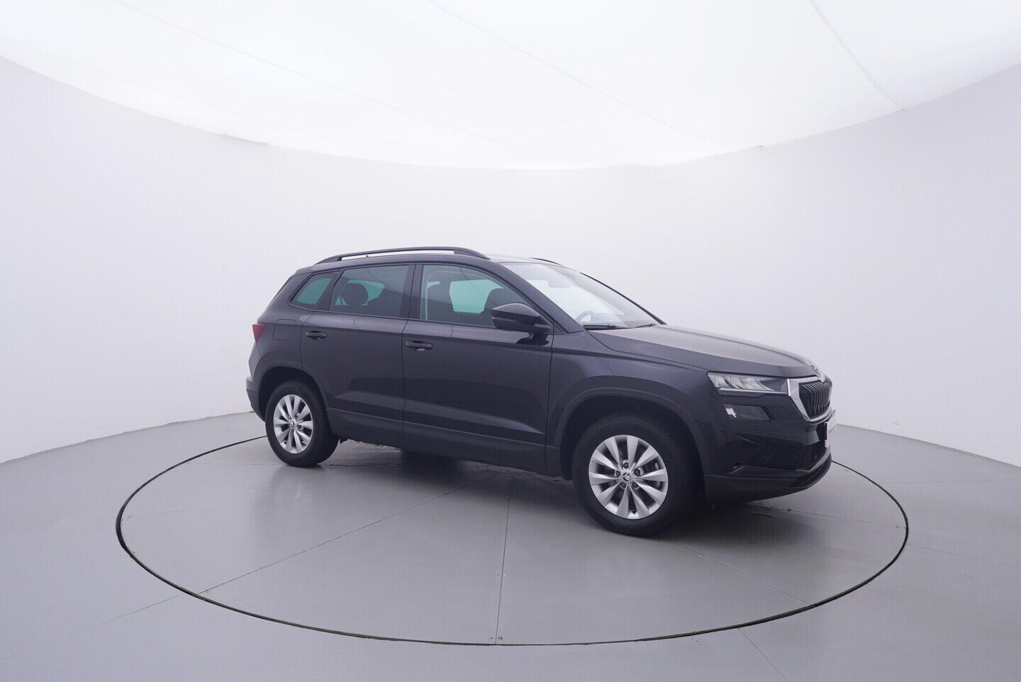 OV190V11368_16.webp_KAROQ Fresh II. 1.5 TSI 110 kW manuál, DPH