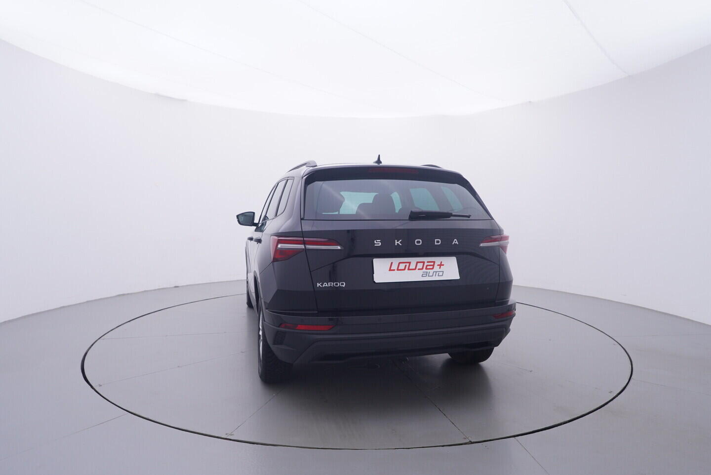 OV190V11369_17.webp_KAROQ Fresh II. 1.5 TSI 110 kW manuál, DPH