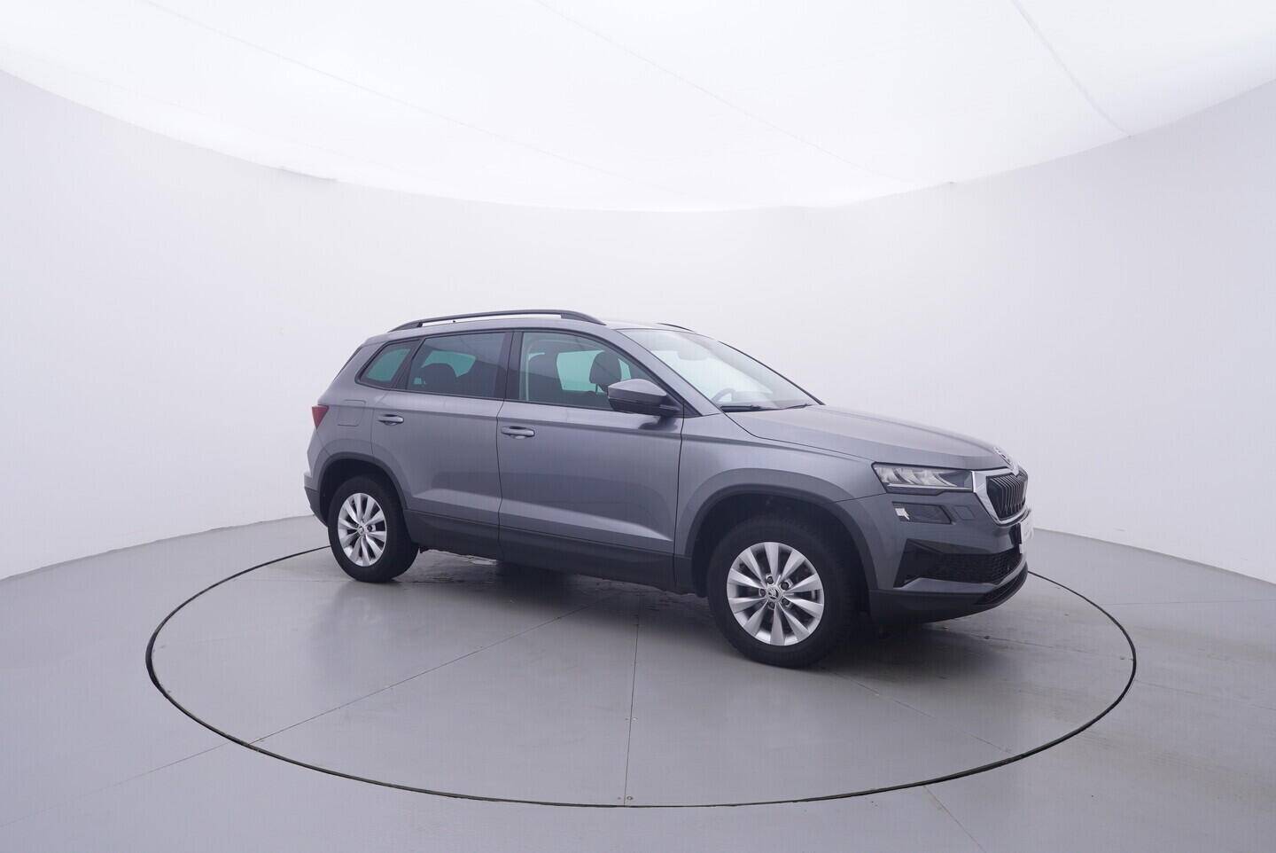OV190V11373_16.webp_KAROQ Fresh II. 1.5 TSI 110 kW manuál, DPH