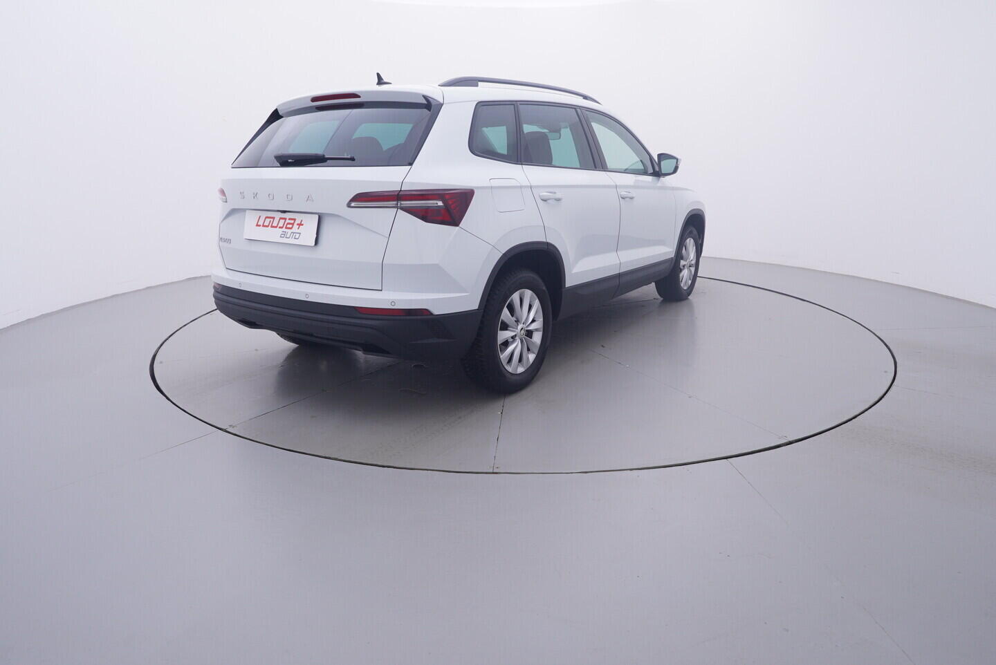 OV190V11374_14.webp_KAROQ Fresh II. 1.5 TSI 110 kW manuál, DPH